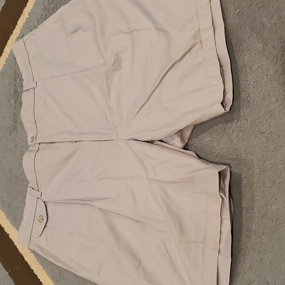 Men's size 42 haggard casuals shorts